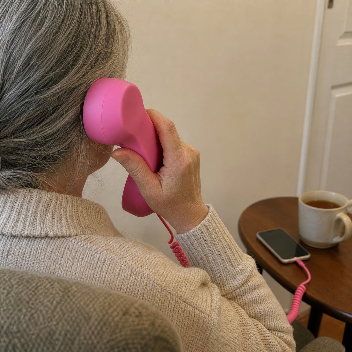 ☎️ Retro Wired Phone Handset for Smartphones – USB-C & 3.5mm 📞